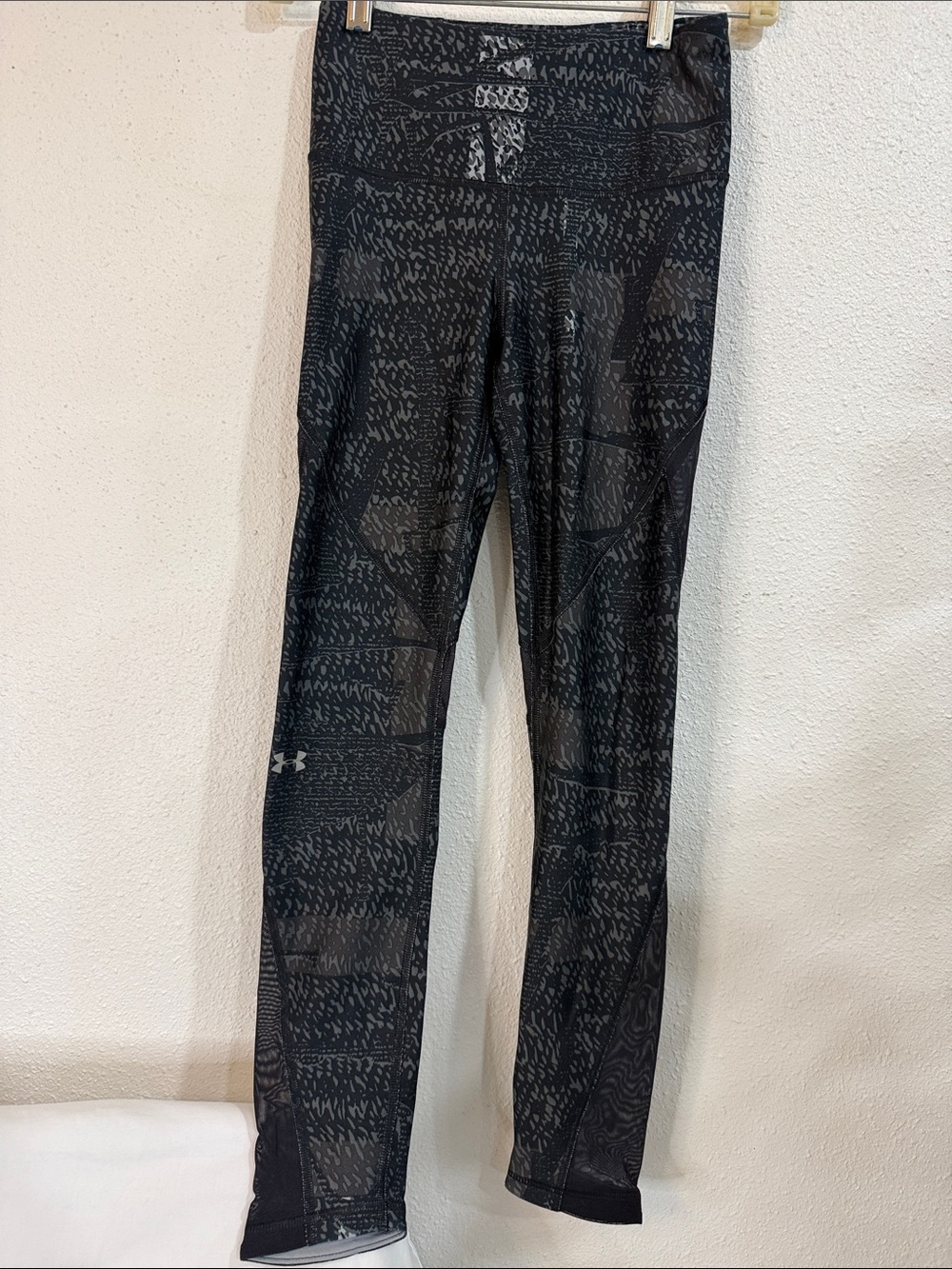 Under Armour Black Patterned Women's Performance Leggings